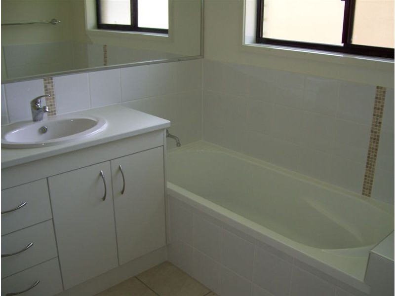 Southside QLD 4570