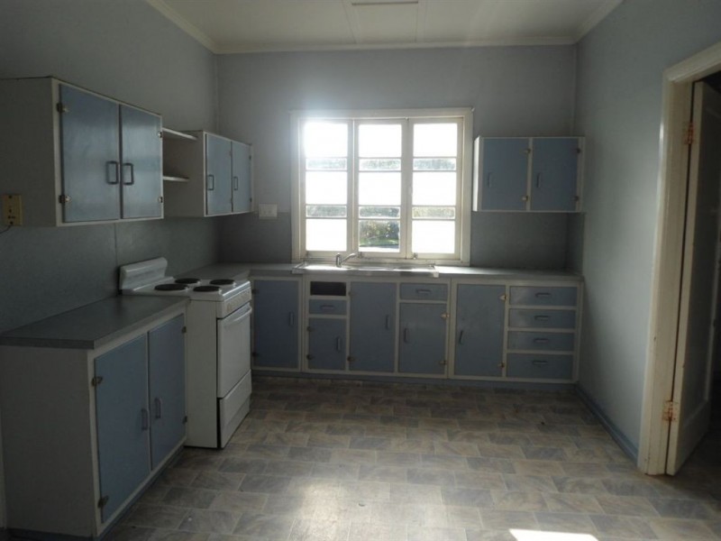 8 Burchill Lane, Monkland QLD 4570