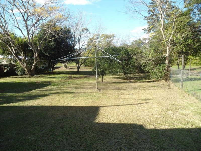 8 Burchill Lane, Monkland QLD 4570