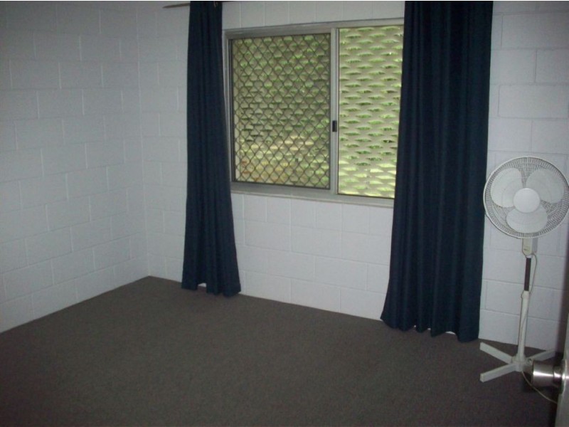 2/26 Leonard St, Southside QLD 4570