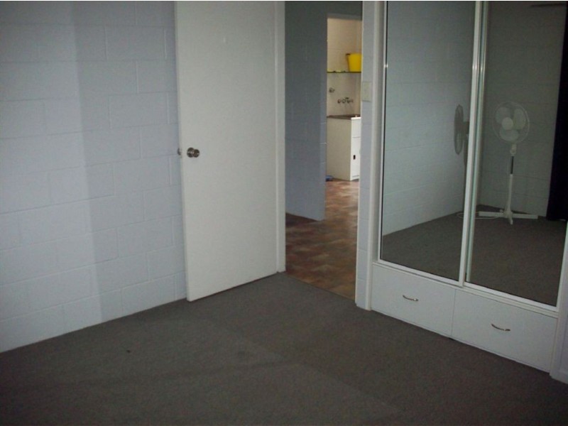 2/26 Leonard St, Southside QLD 4570