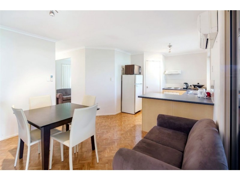 10 Castlereagh Court, Southside QLD 4570