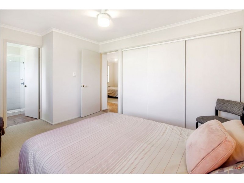 10 Castlereagh Court, Southside QLD 4570