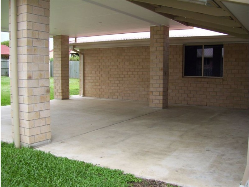 10 Castlereagh Court, Southside QLD 4570