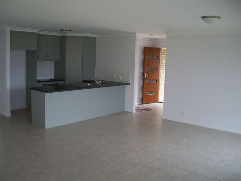 12 Managers Court, Jones Hill QLD 4570