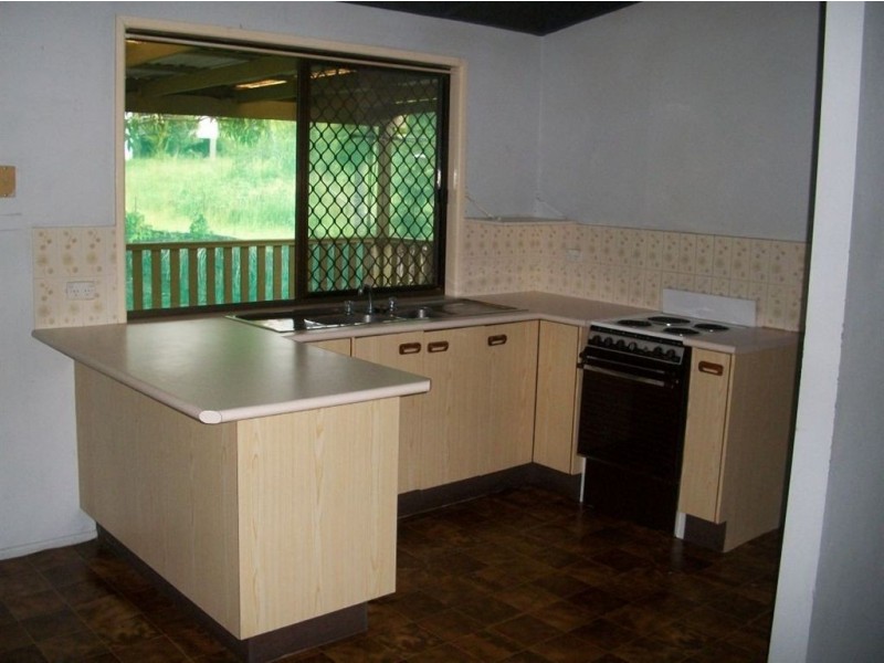 11 Smalley Place, Gympie QLD 4570