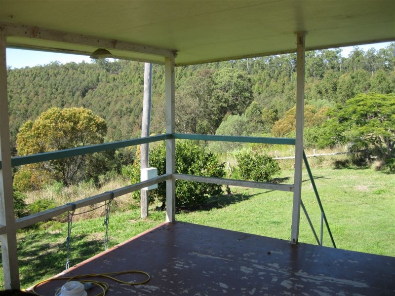 158 Wood Road, North Deep Creek QLD 4570