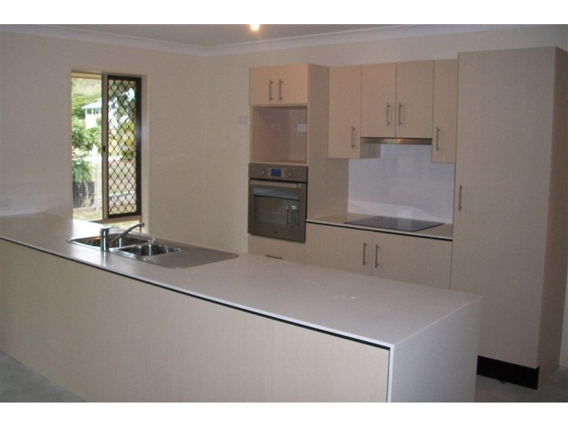 4 Rose Street, Kilkivan QLD 4600