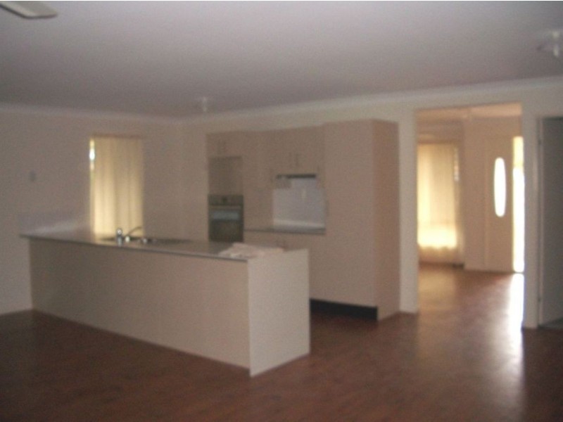 4 Rose Street, Kilkivan QLD 4600