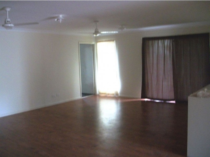 4 Rose Street, Kilkivan QLD 4600