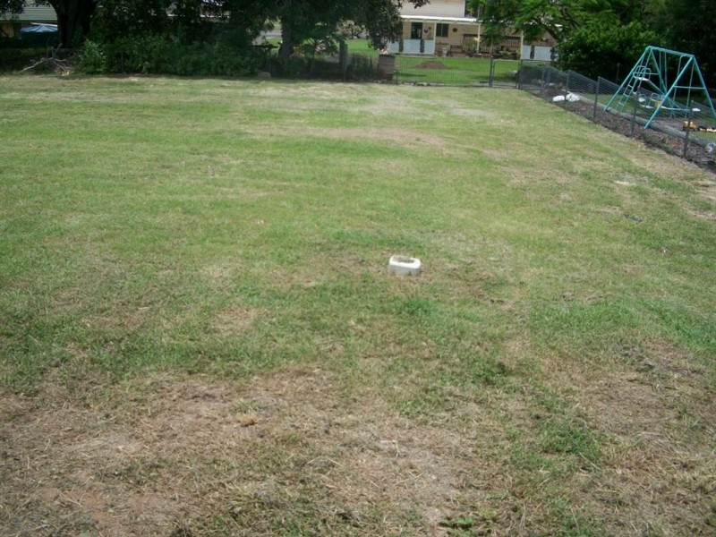 4 Rose Street, Kilkivan QLD 4600