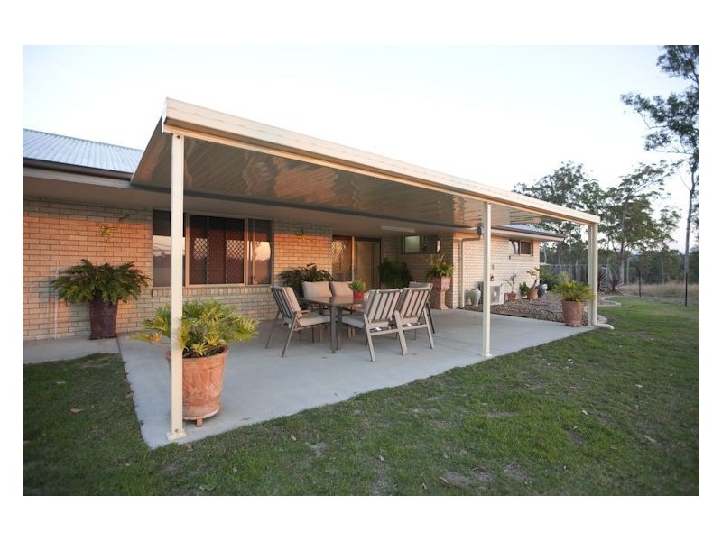 10 Rosewood Court, Southside QLD 4570