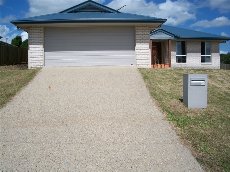 28 Julienne Street, Southside QLD 4570