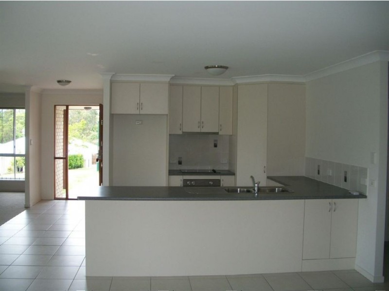 28 Julienne Street, Southside QLD 4570