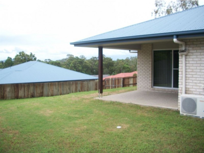 28 Julienne Street, Southside QLD 4570