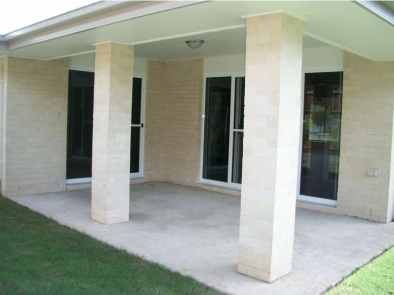 66 Bushland Drive, Southside QLD 4570