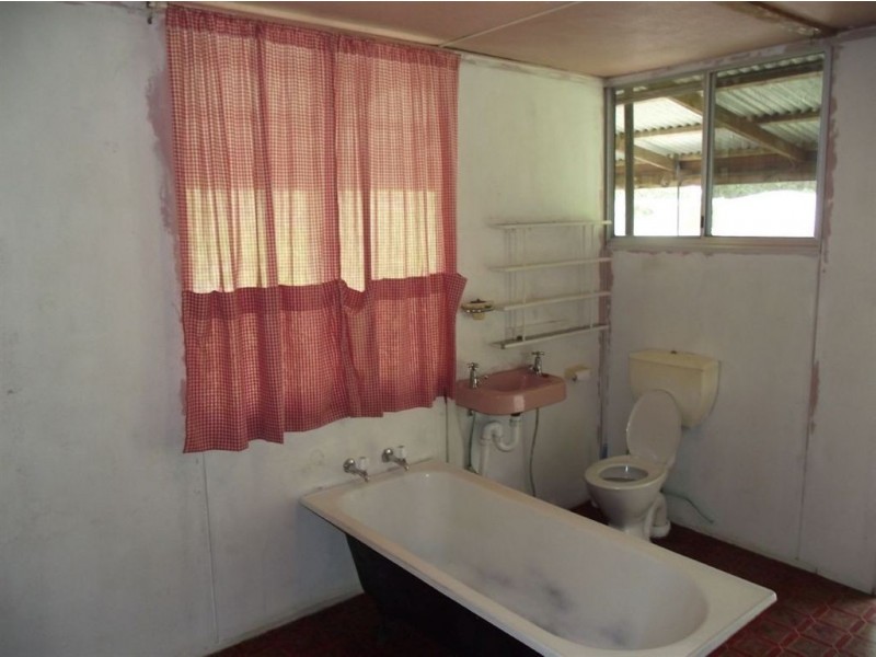 871 Old Maryborough Road, Gympie QLD 4570