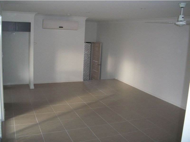 1/27 St Andrews Crescent, Gympie QLD 4570