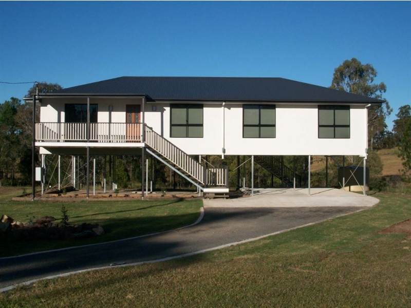 7 Giles Street, Southside QLD 4570