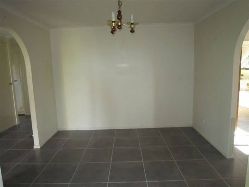 13 Luckona Court, Southside QLD 4570