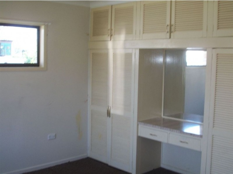 10 Eugene Street, Southside QLD 4570