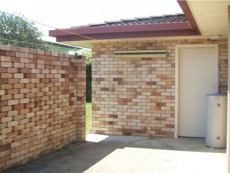 10 Eugene Street, Southside QLD 4570