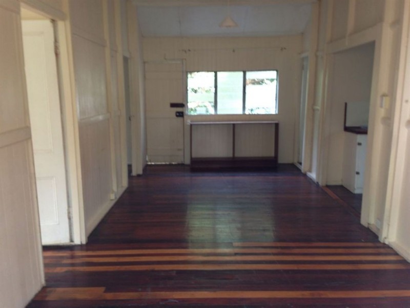 12 Carrington Ave, Gympie QLD 4570