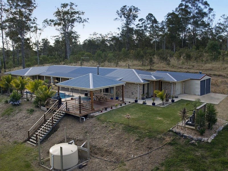 16 Lindsay Street, Southside QLD 4570