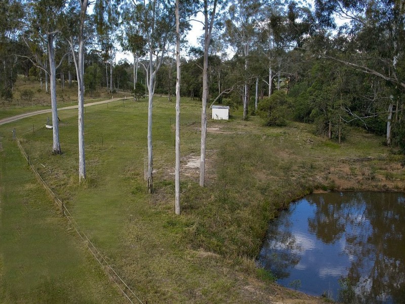 16 Lindsay Street, Southside QLD 4570