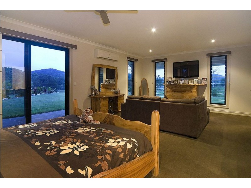221 Wilsons Pocket Rd, Goomboorian QLD 4570