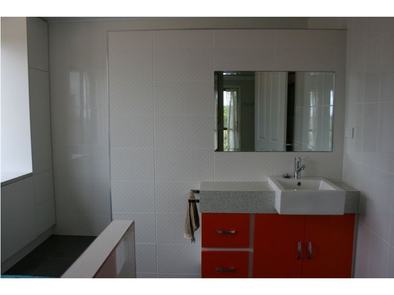 Traveston QLD 4570