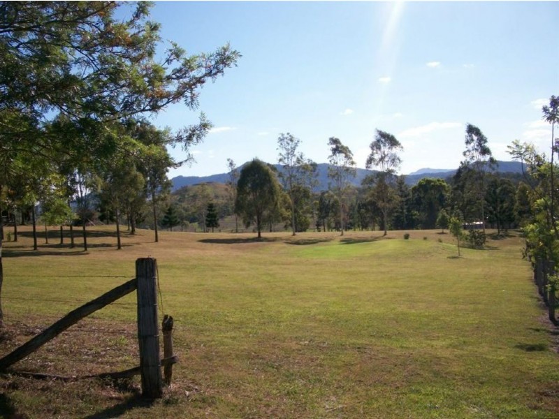 Glastonbury QLD 4570