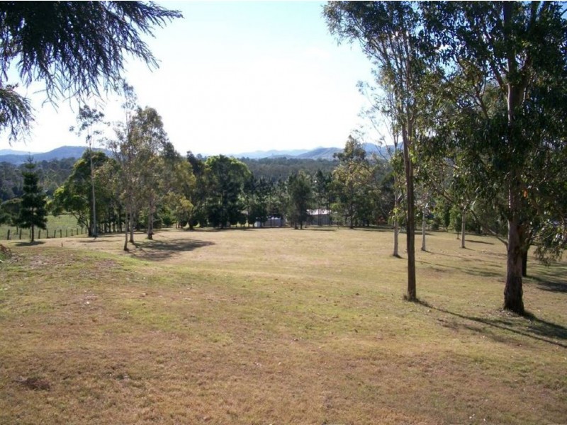 Glastonbury QLD 4570