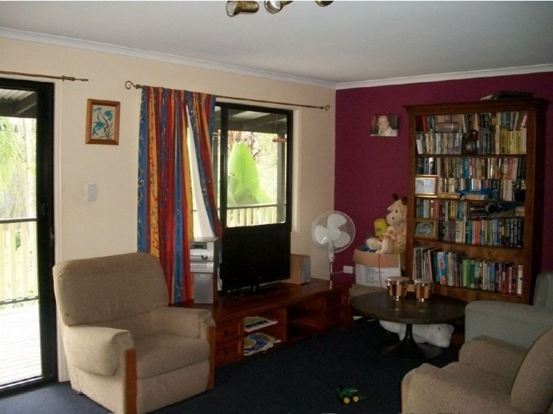 62 Lynne Drive, Curra QLD 4570