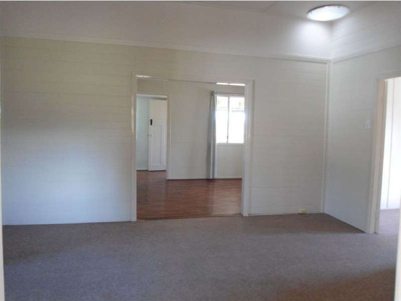 45 Noosa Road, Monkland QLD 4570