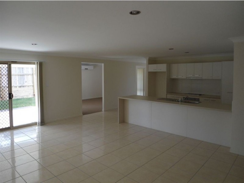 10 Ashgrove Way, Gympie QLD 4570