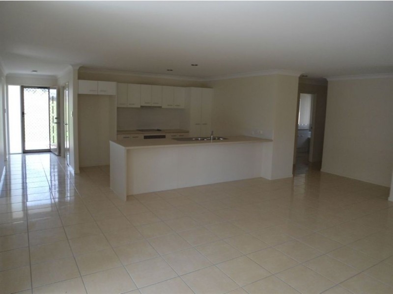 10 Ashgrove Way, Gympie QLD 4570