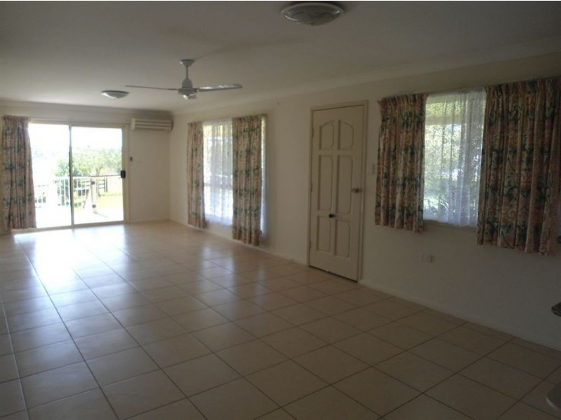 38 Groundwater Road, Southside QLD 4570