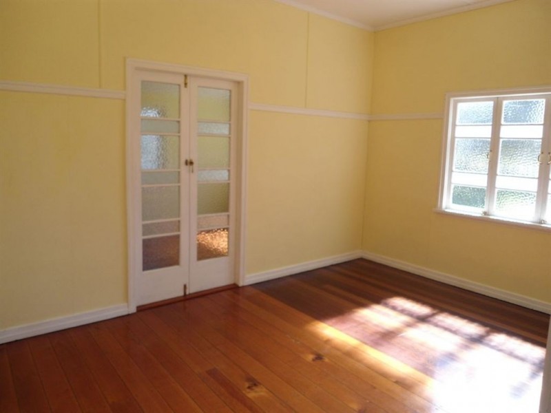 27 Hilton Road, Gympie QLD 4570