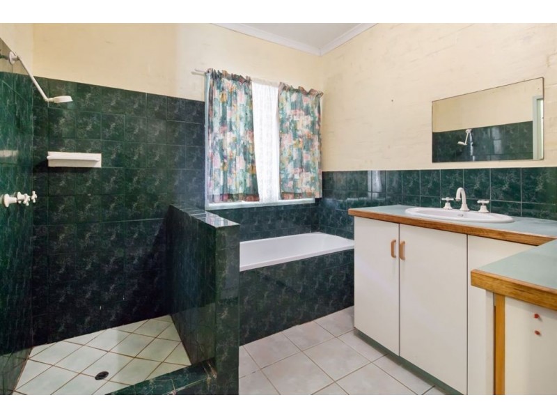 156 Percival Road, Chatsworth QLD 4570