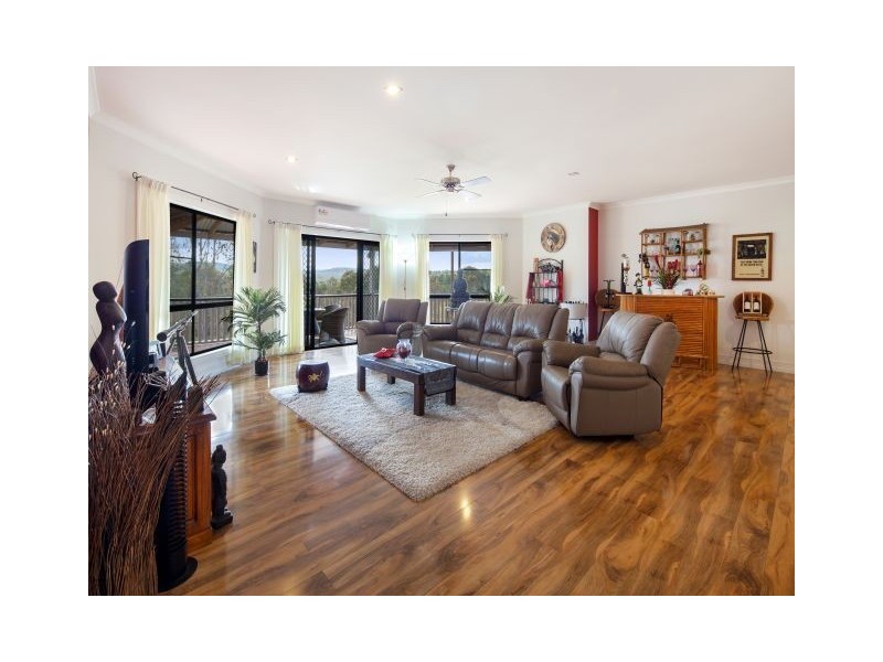 9 Tarragon Road, The Palms QLD 4570