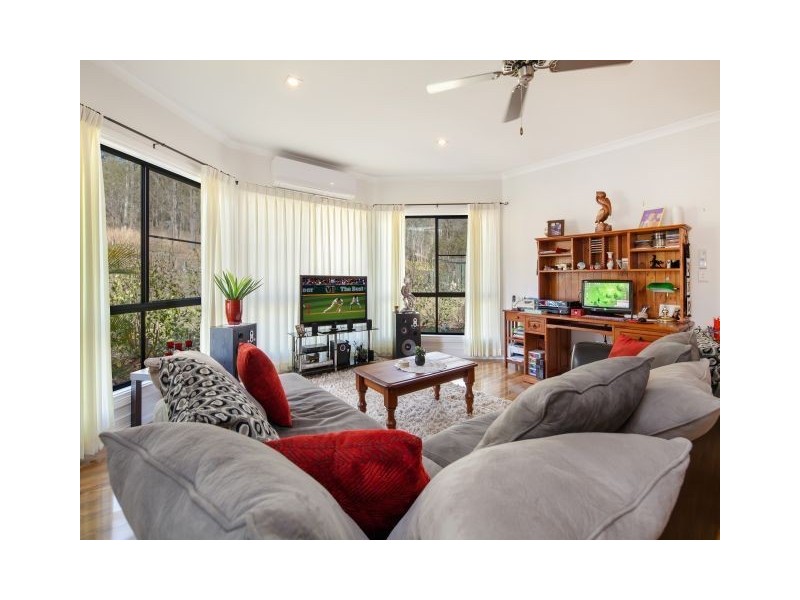 9 Tarragon Road, The Palms QLD 4570
