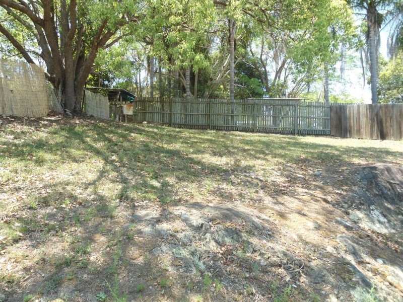 19 Castlereagh Court, Southside QLD 4570