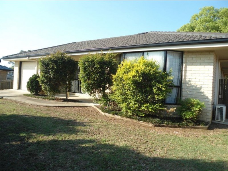 19 Castlereagh Court, Southside QLD 4570