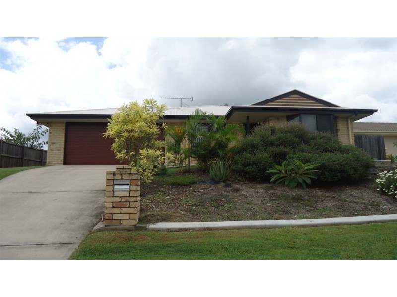 7 Inverness St, Southside QLD 4570