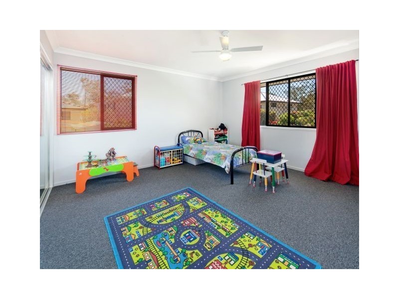 49 Hilltop Avenue, Southside QLD 4570