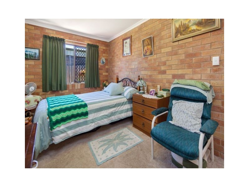 5/4 Leonard Street, Southside QLD 4570