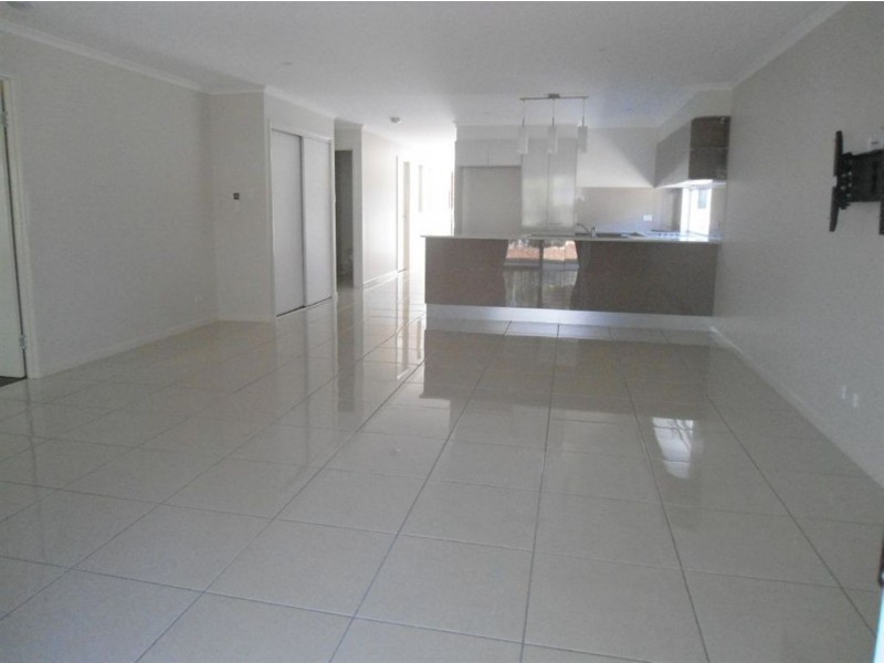 63a Sorensen Road, Southside QLD 4570