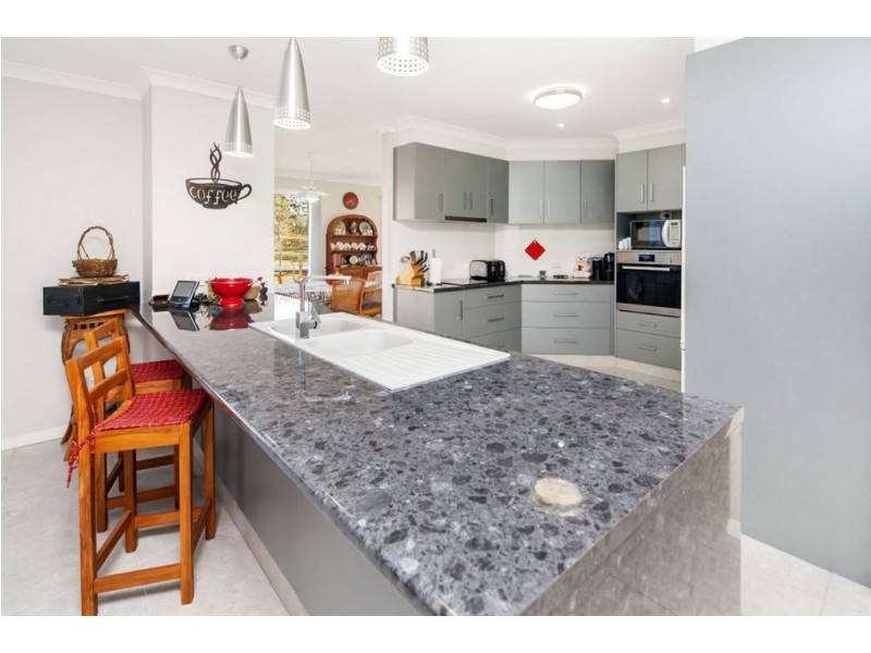 28 City View, The Dawn QLD 4570