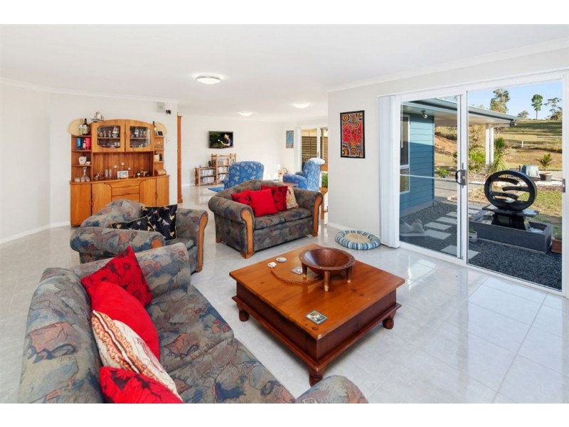 28 City View, The Dawn QLD 4570